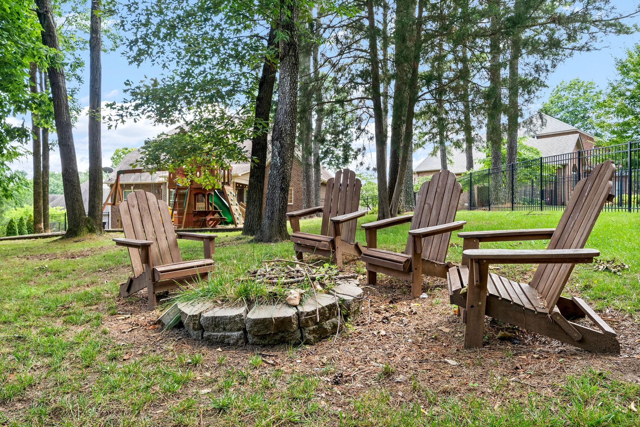 853 Glastonbury Court Clarksville TN 37043