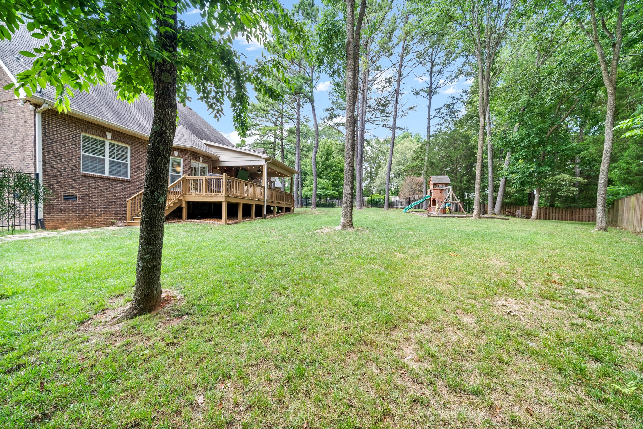 853 Glastonbury Court Clarksville TN 37043