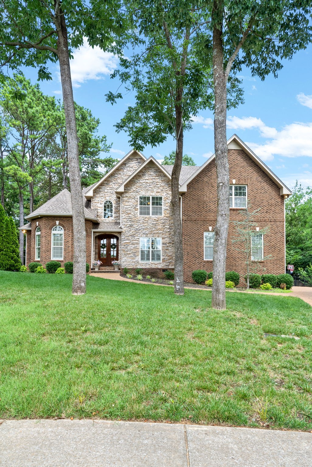853 Glastonbury Court Clarksville TN 37043