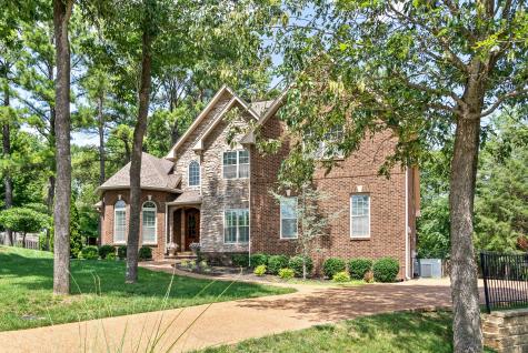 853 Glastonbury Court Clarksville TN 37043