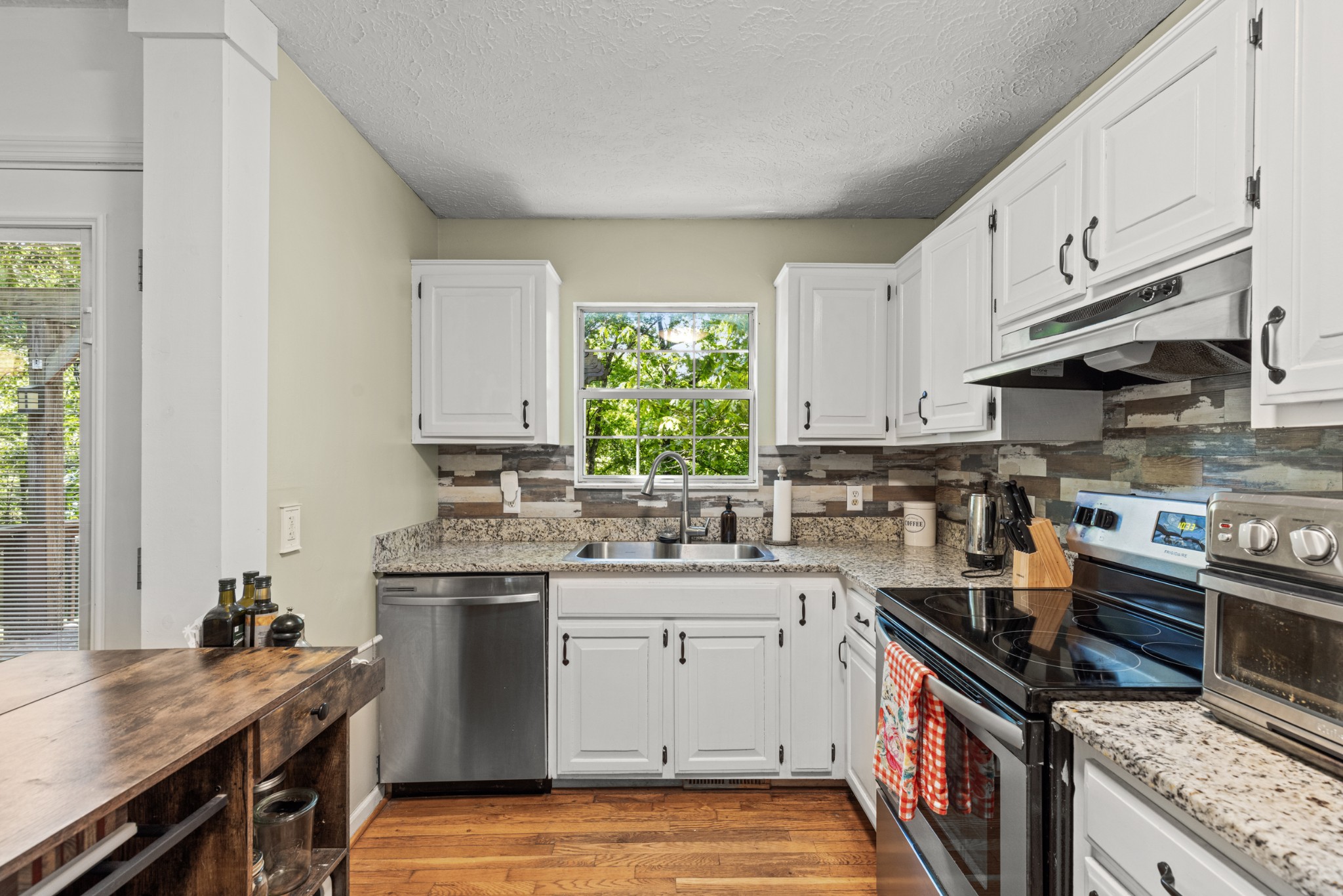 206 Brookwood Drive Burns TN 37029