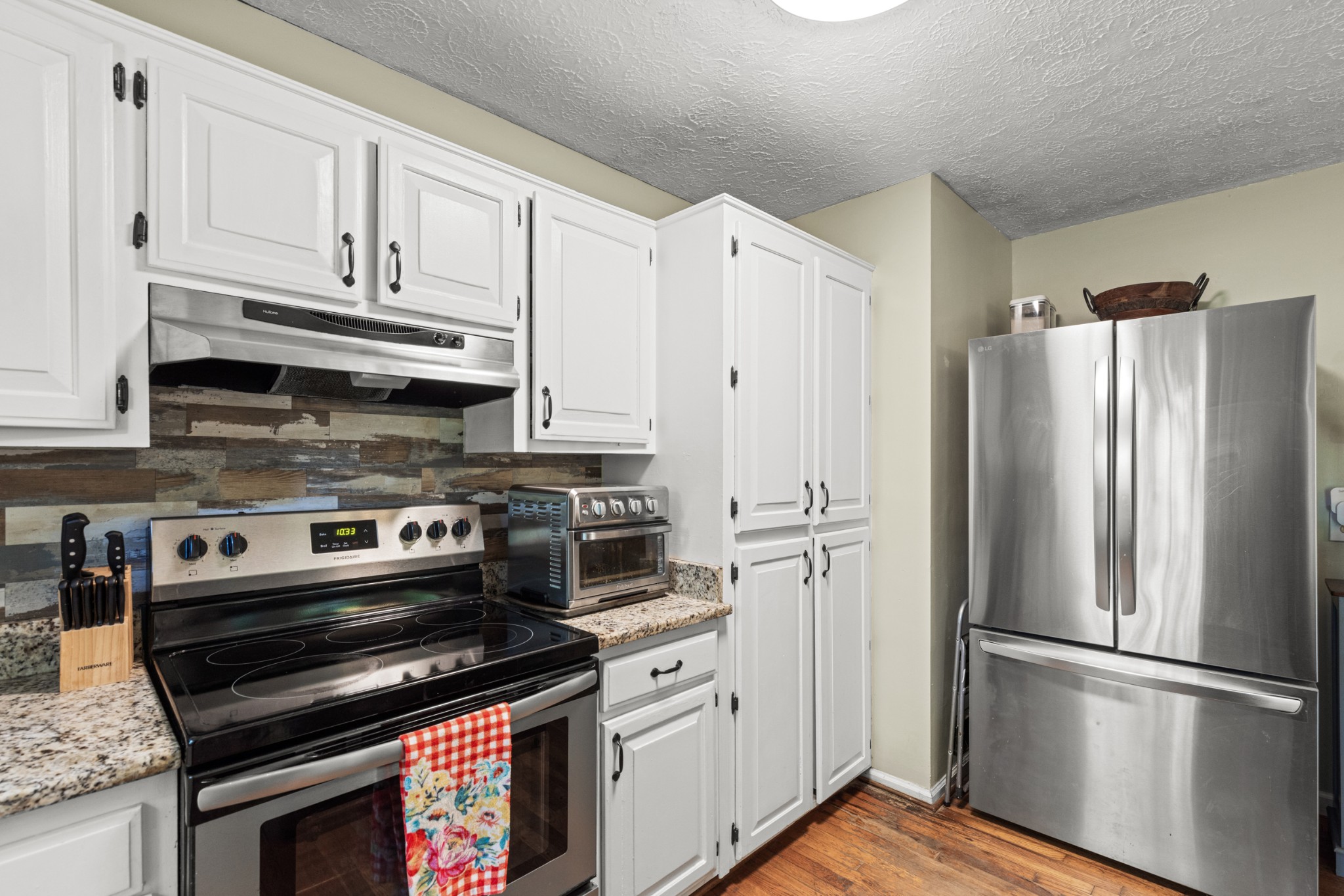 206 Brookwood Drive Burns TN 37029