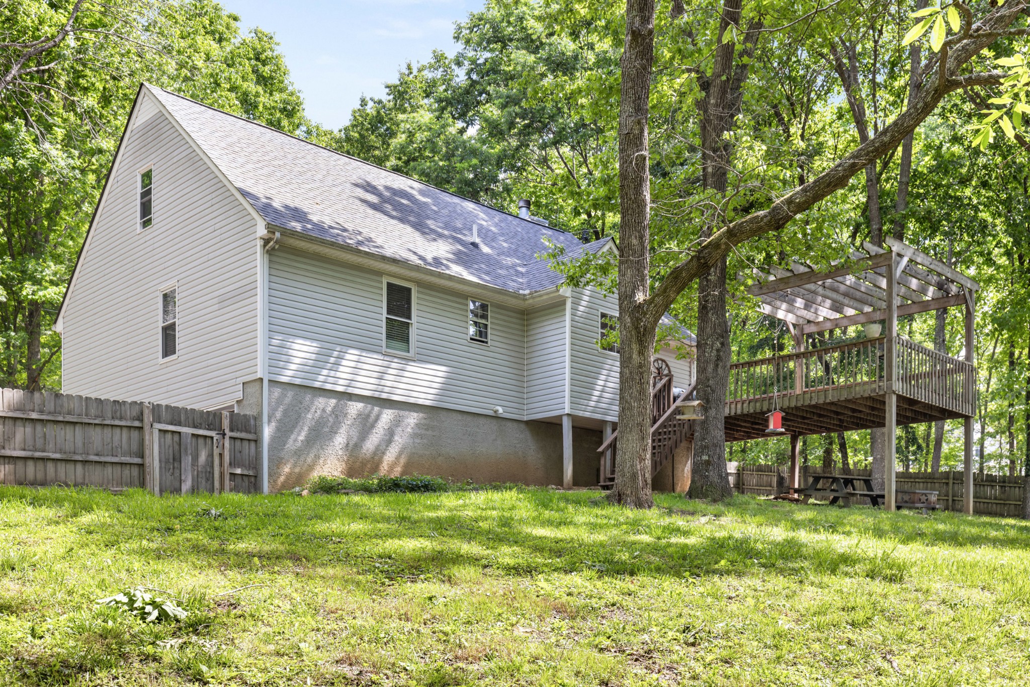 206 Brookwood Drive Burns TN 37029