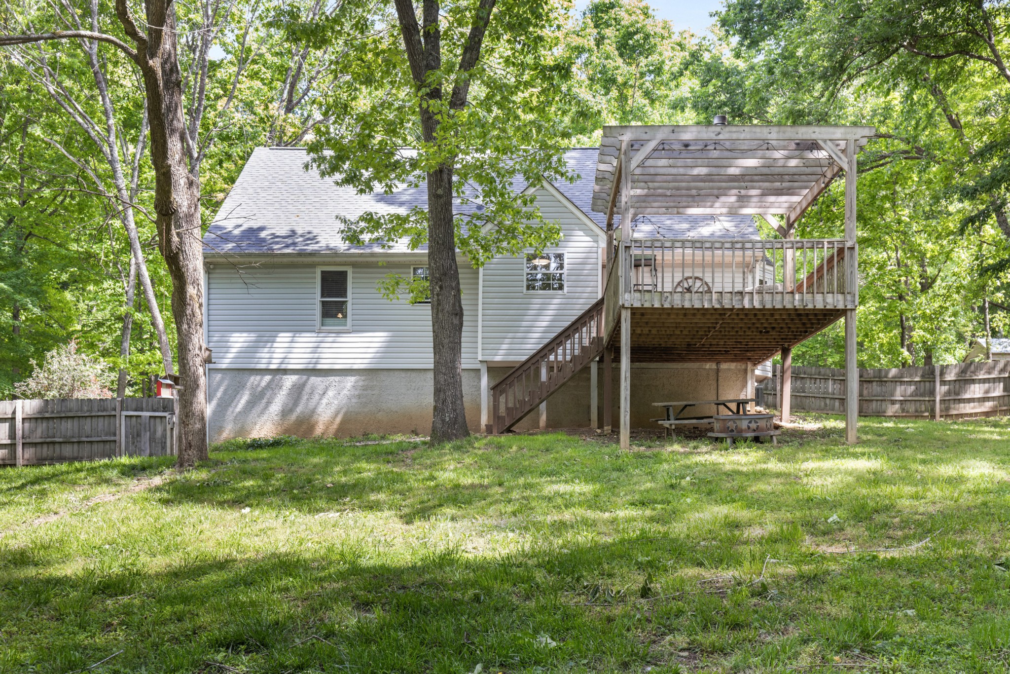 206 Brookwood Drive Burns TN 37029