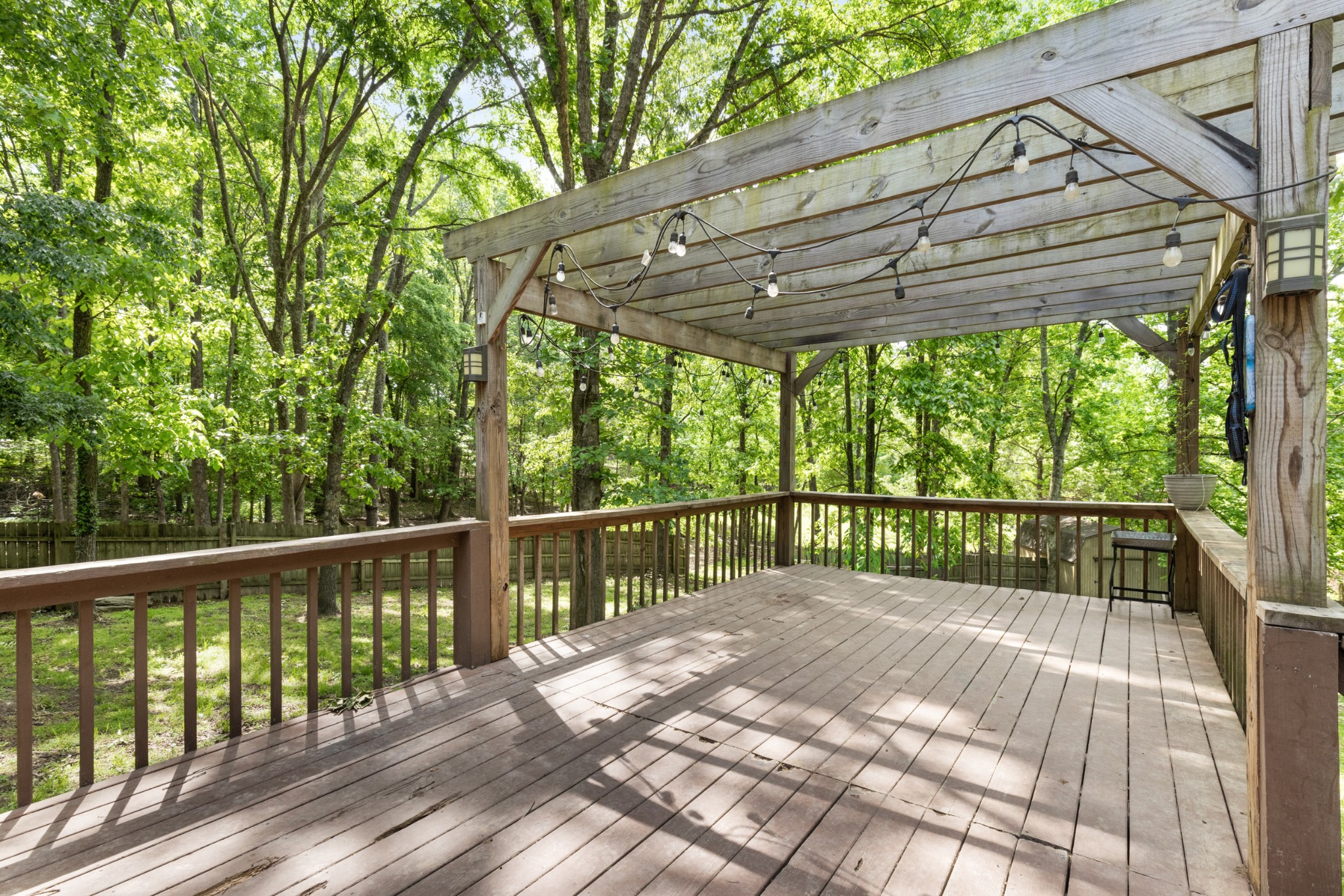 206 Brookwood Drive Burns TN 37029