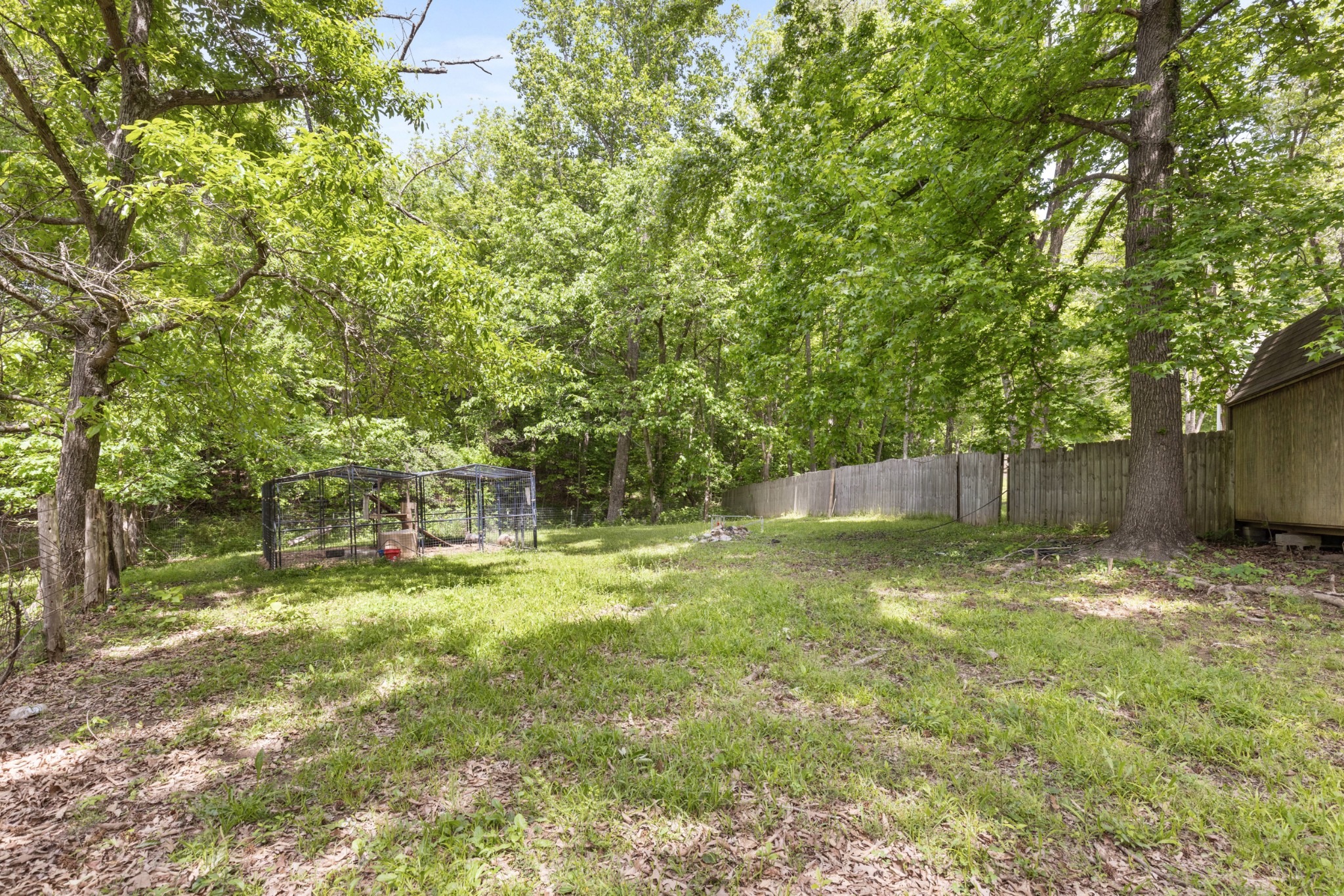 206 Brookwood Drive Burns TN 37029