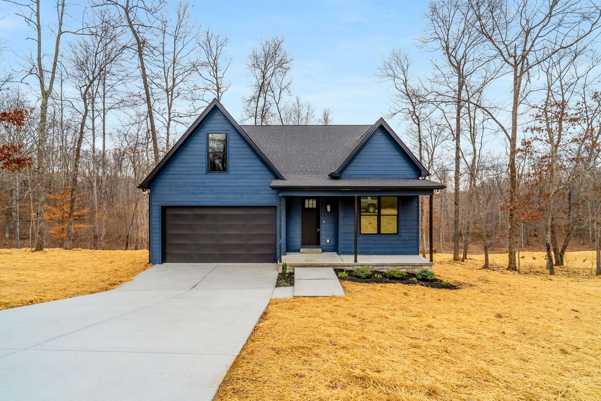 10011 Forest Lane Bon Aqua TN 37025