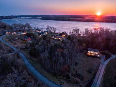 15732 Channel Point Drive Bakewell TN 37373