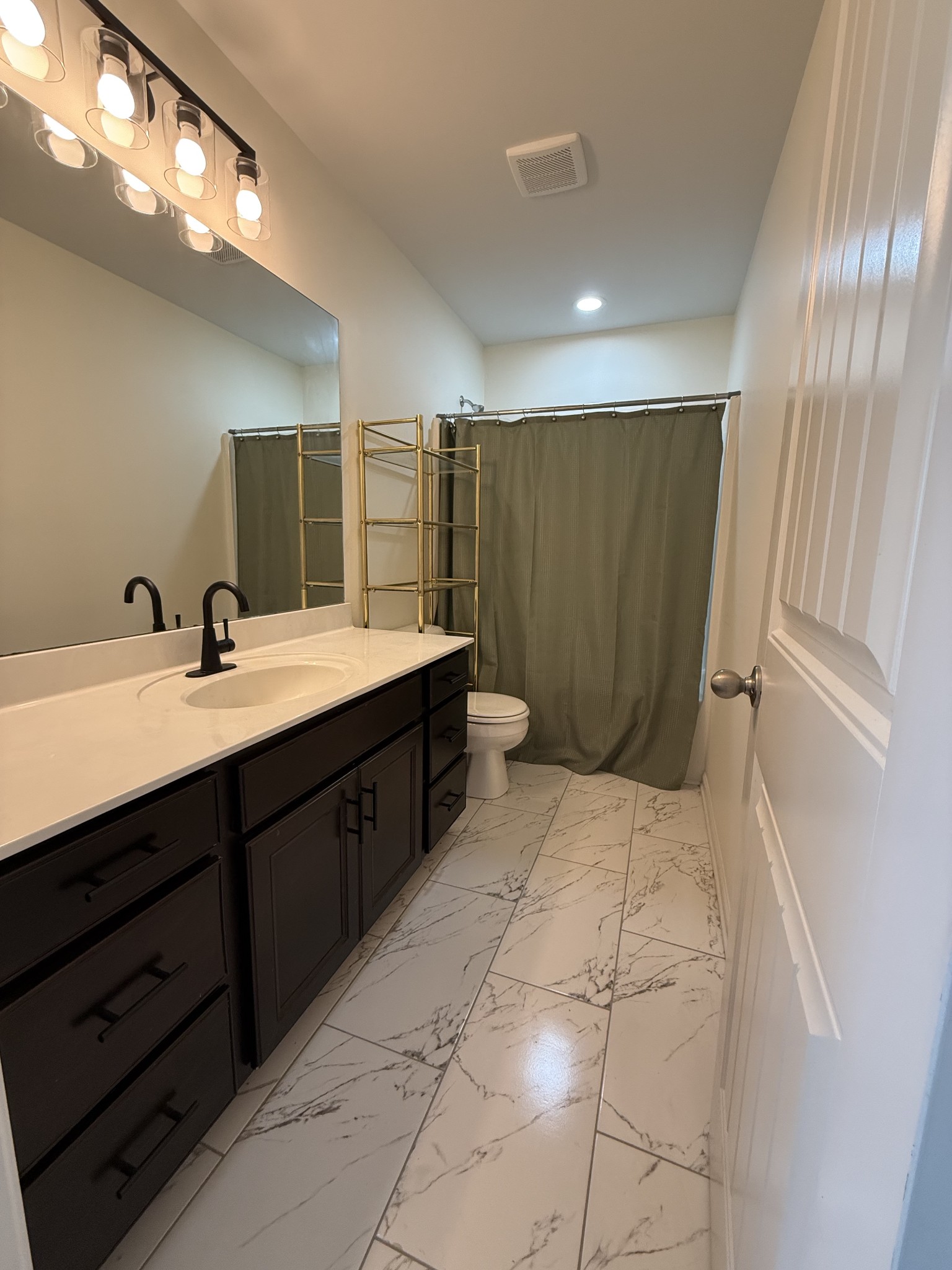 1064 Riverwood Village Hermitage TN 37076