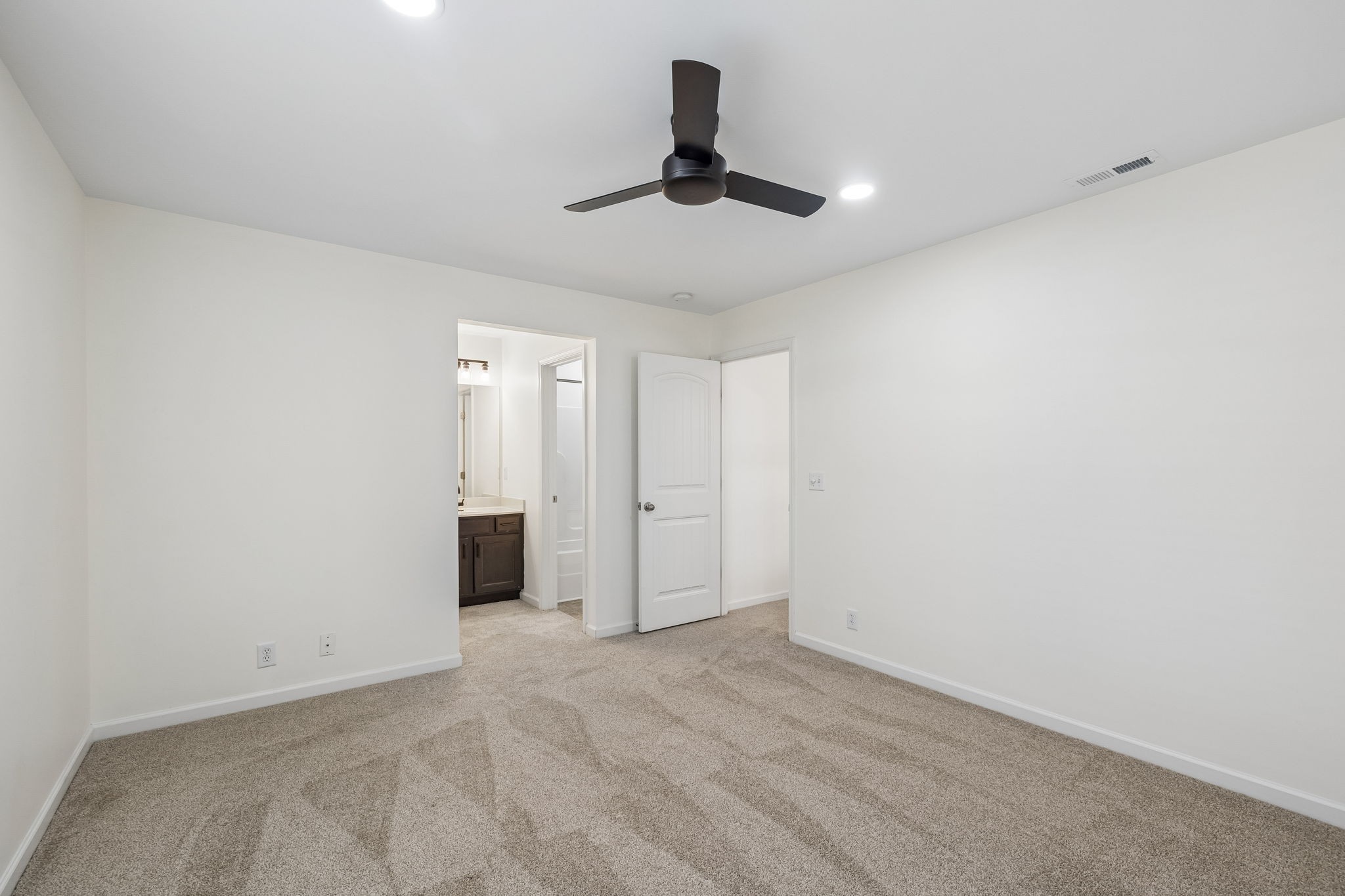 1064 Riverwood Village Hermitage TN 37076