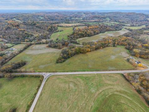 9 Craig Bridge Road Williamsport TN 38487
