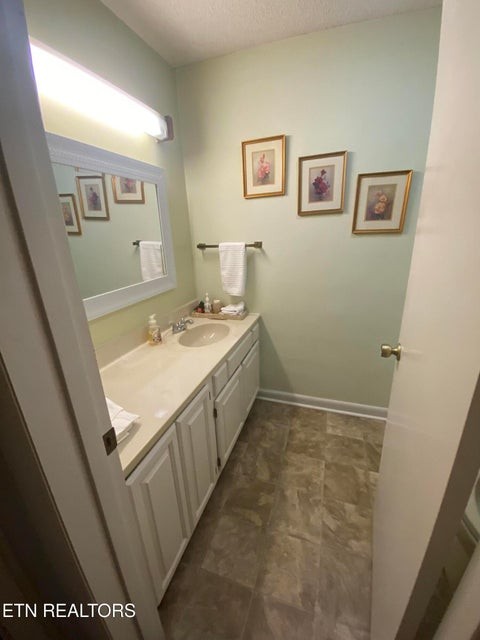 7000 Big Horn Drive Crossville TN 38572