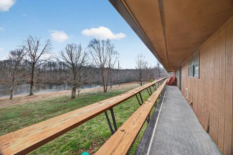 1552 New Harmony Road Graysville TN 37338