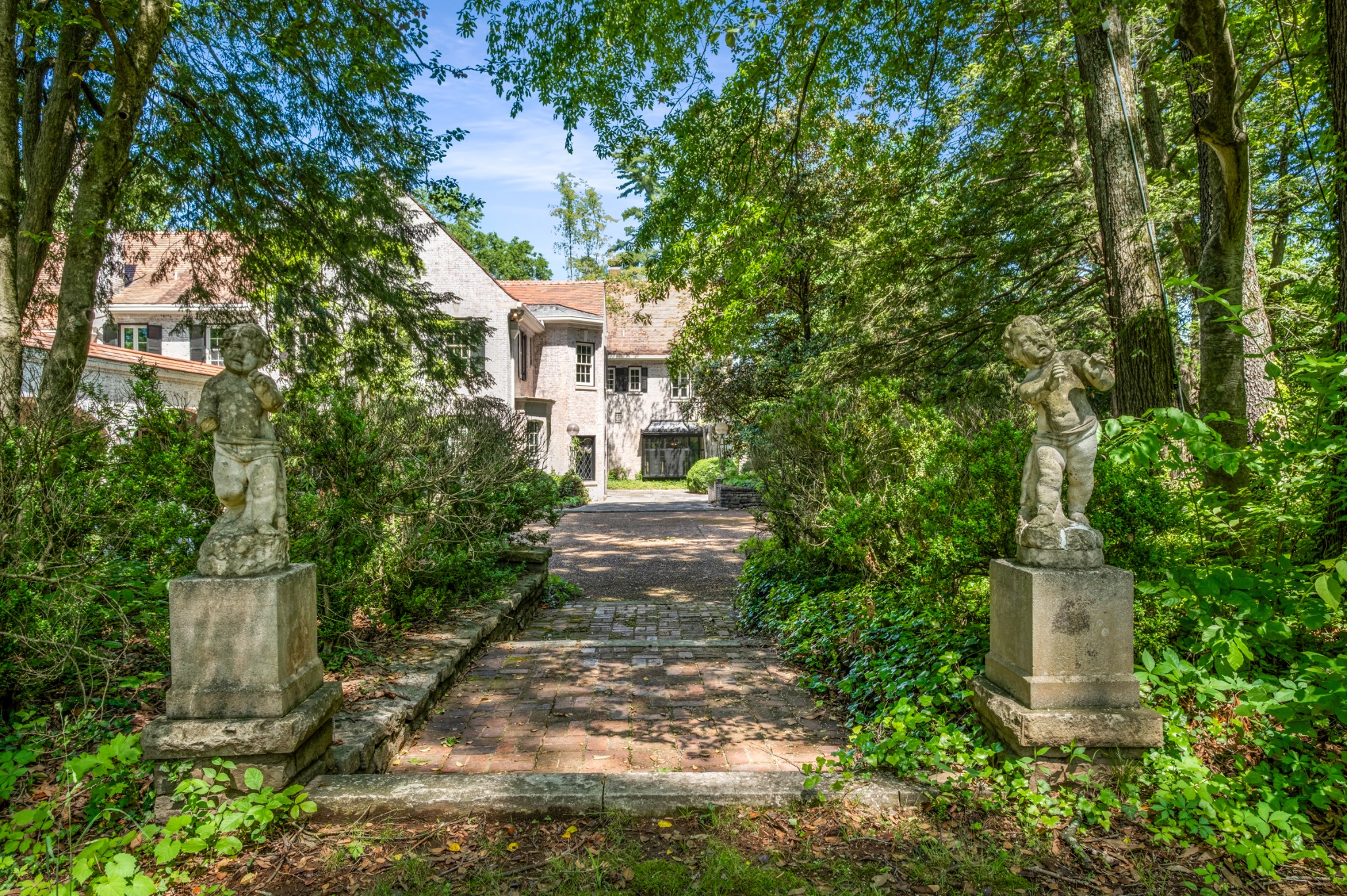 104 Lynnwood Boulevard Nashville TN 37205