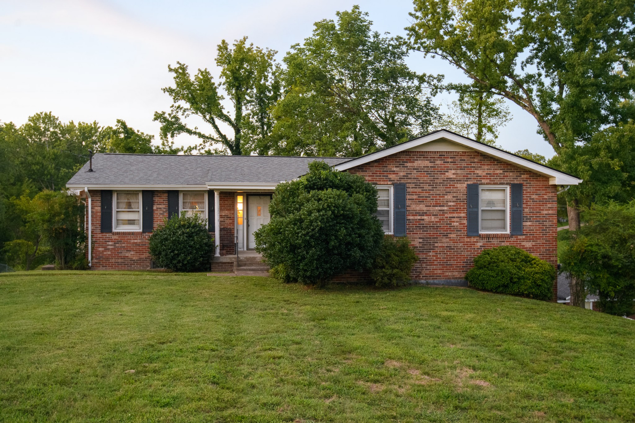 2329 Brittany Drive Nashville TN 37206