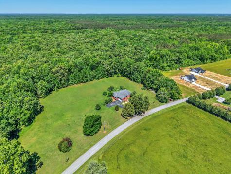 2828 Bains Road E Hillsboro TN 37342