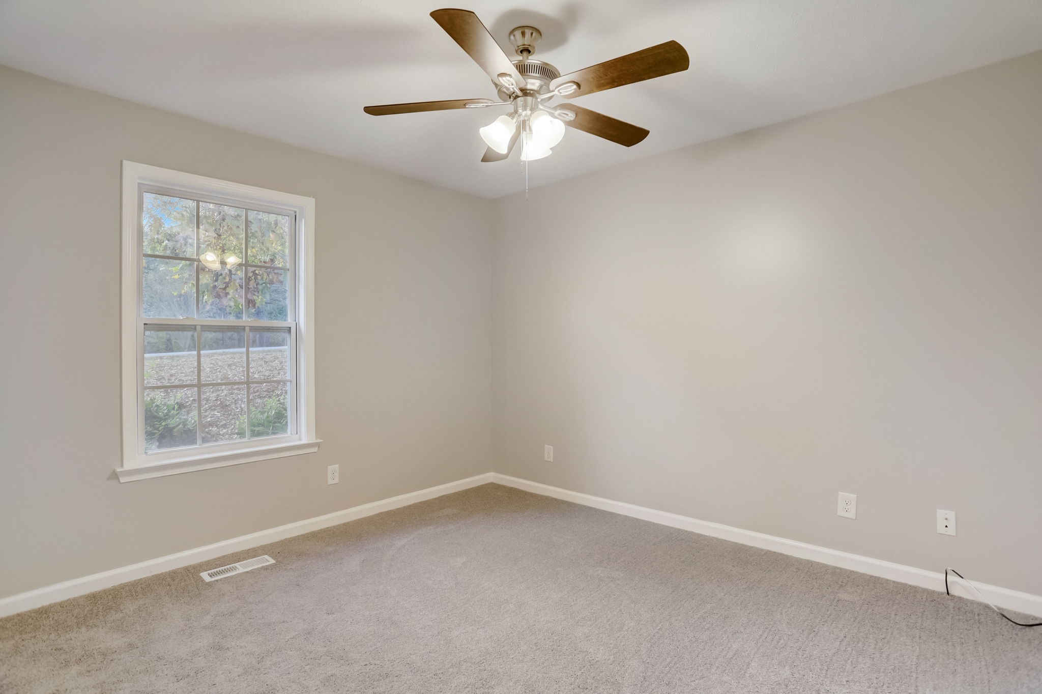 1007 Twin Oak Drive White Bluff TN 37187