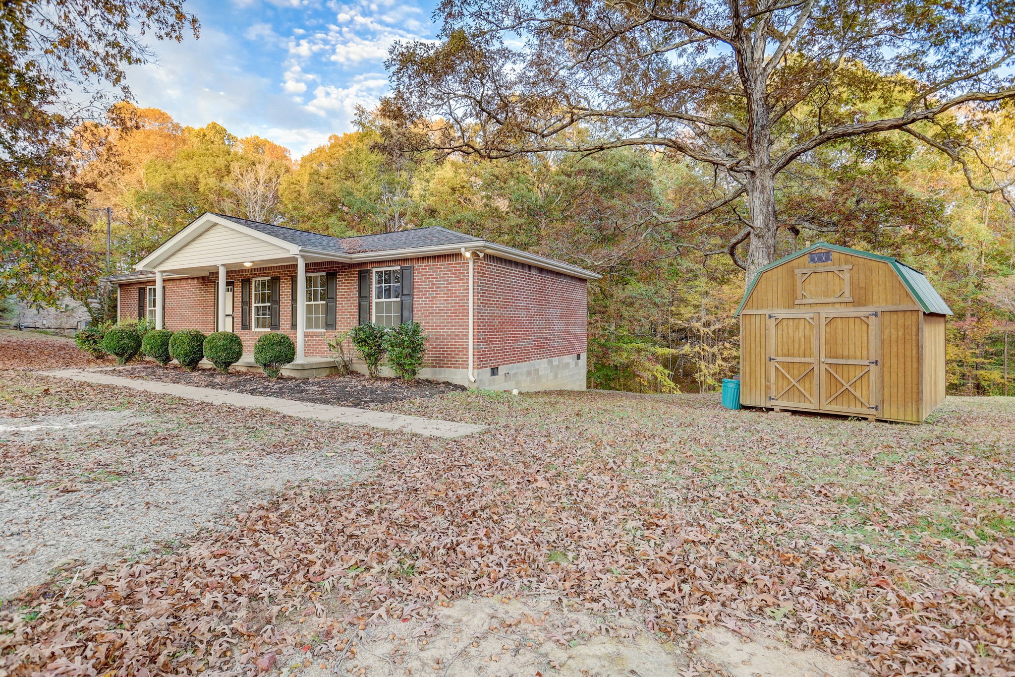 1007 Twin Oak Drive White Bluff TN 37187