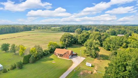 6056 Greenbrier Cemetery Road Greenbrier TN 37073