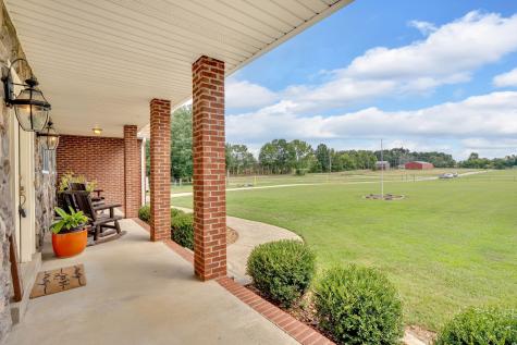 6056 Greenbrier Cemetery Road Greenbrier TN 37073