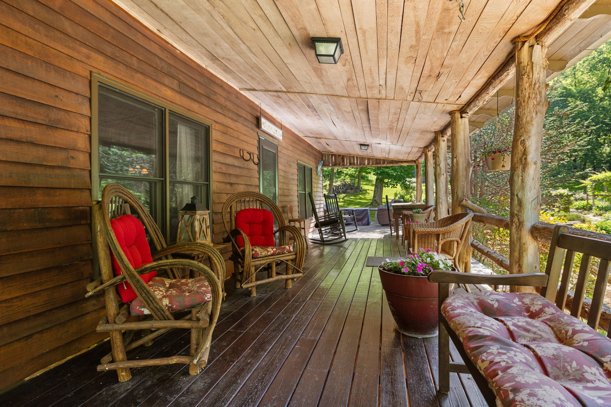 27 Bussell Lane Gordonsville TN 38563
