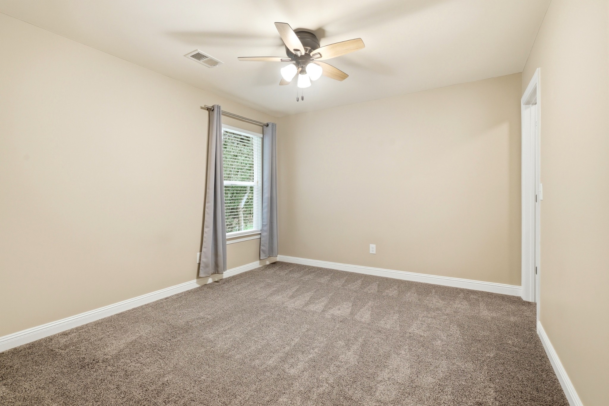7412 Riverland Drive Nashville TN 37221