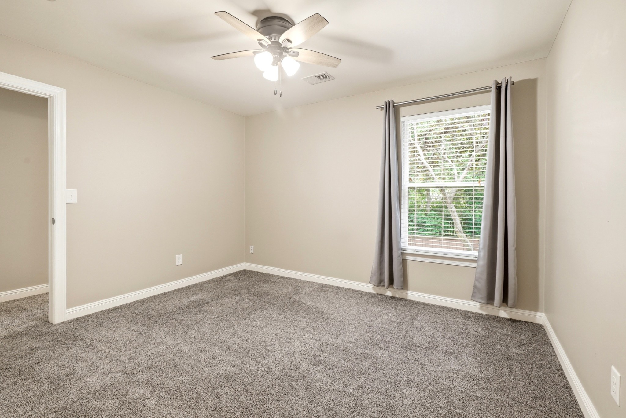 7412 Riverland Drive Nashville TN 37221