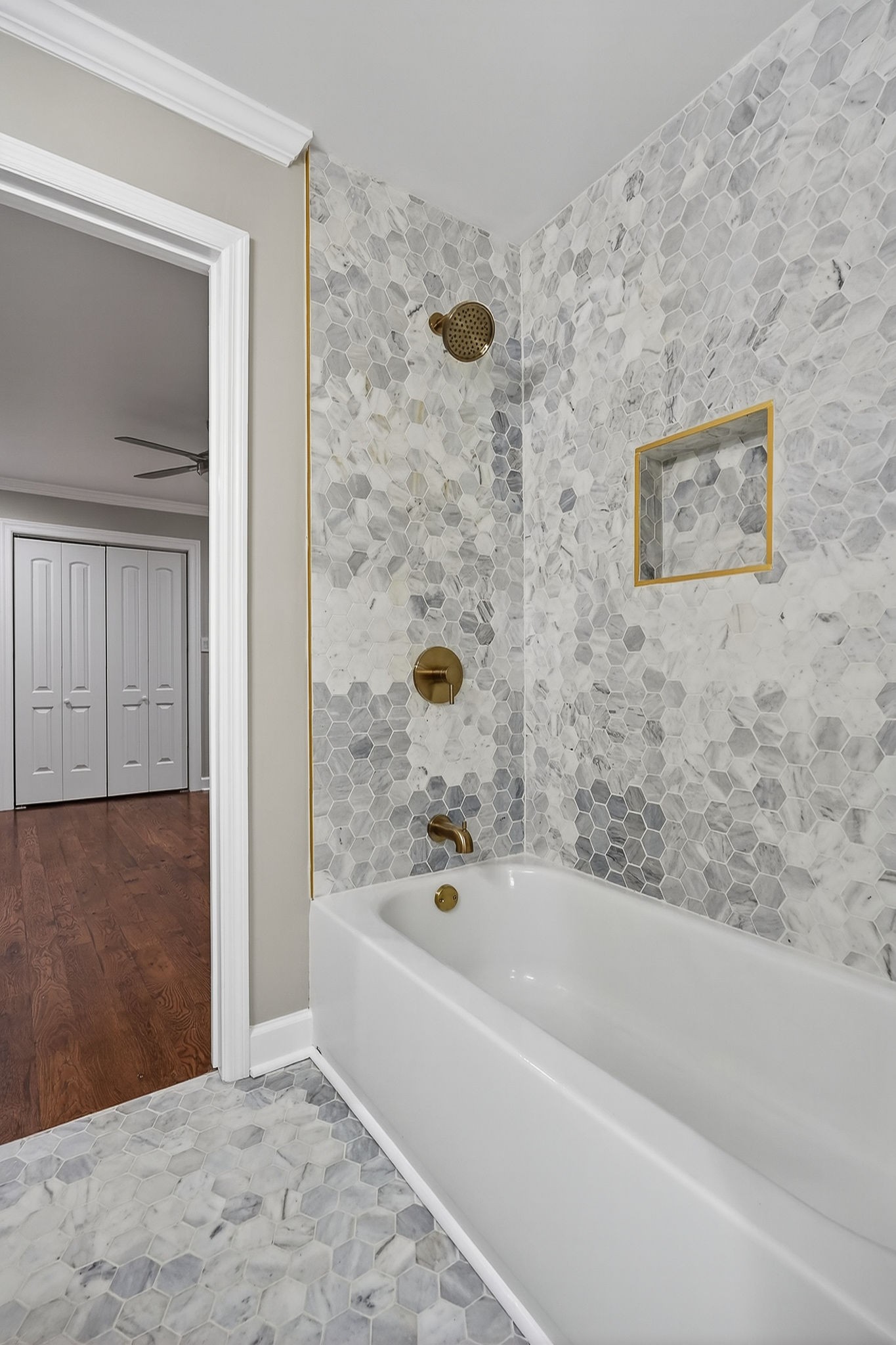 28 Lakeland Drive Mcminnville TN 37110