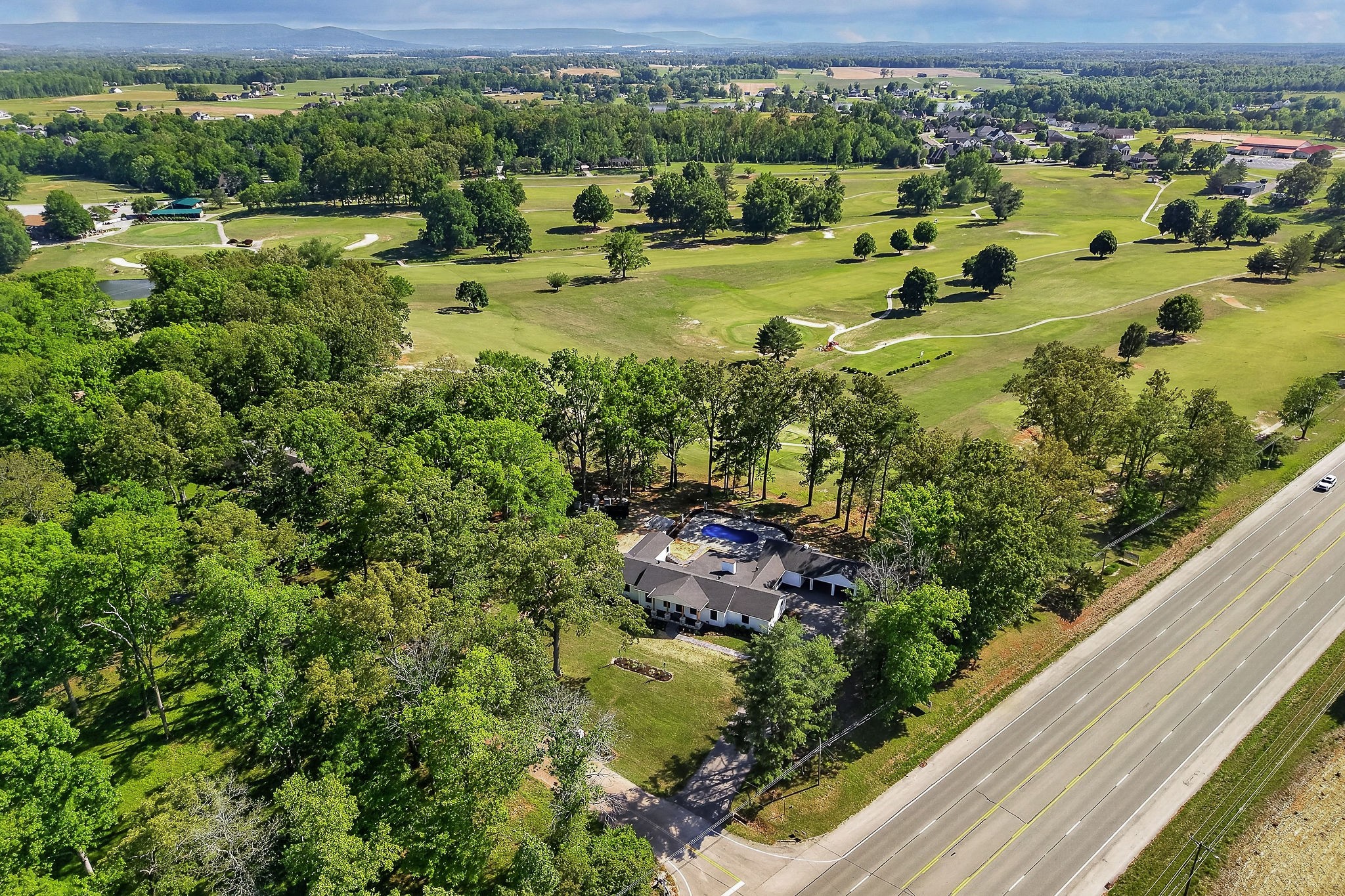 28 Lakeland Drive Mcminnville TN 37110