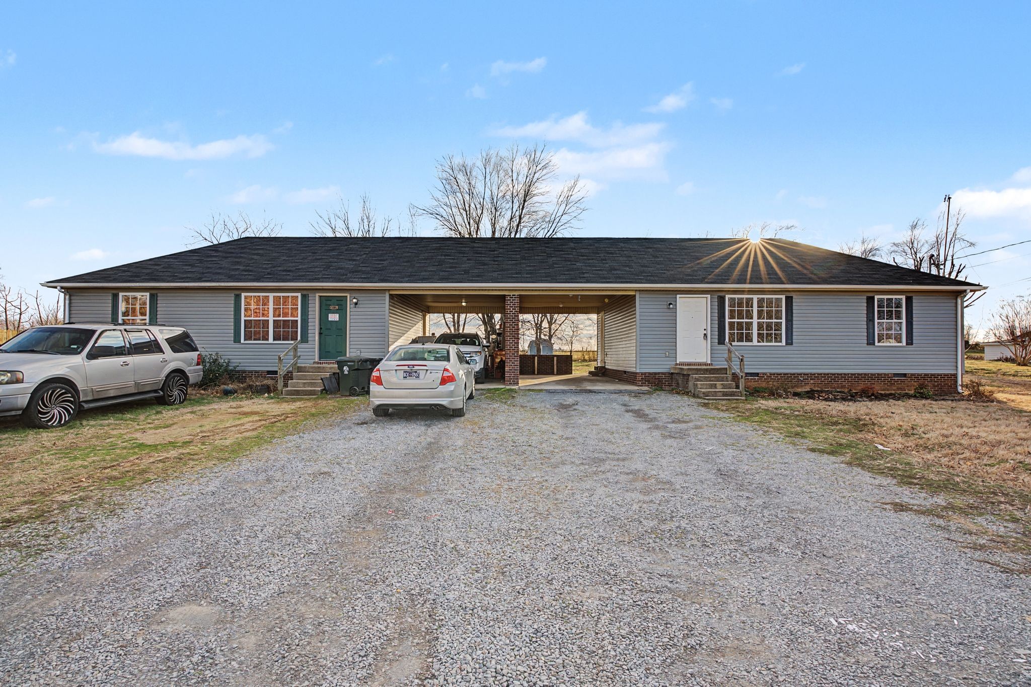 1115 W Church Street Orlinda TN 37141