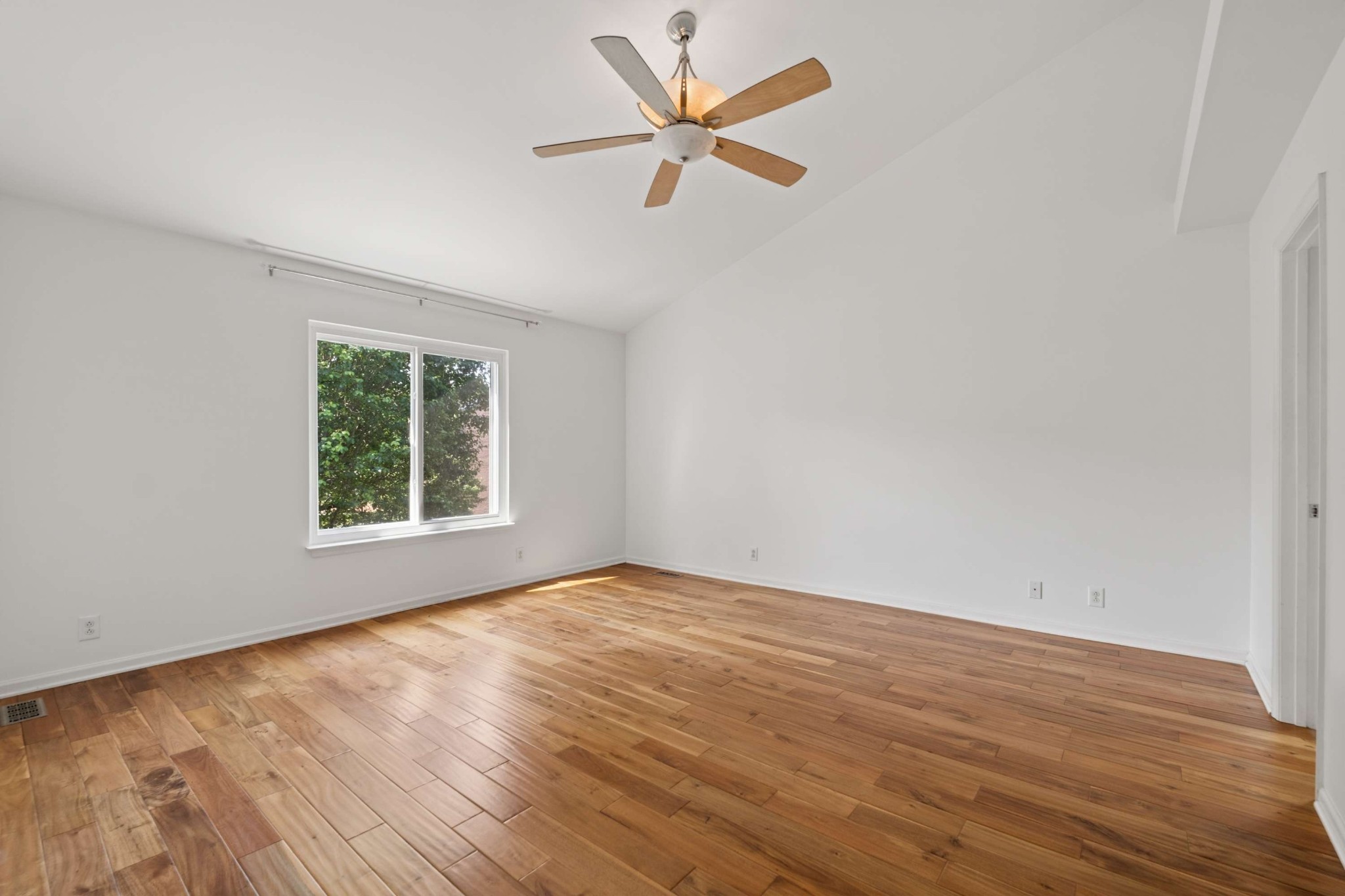 909 Buckskin Court Nashville TN 37221