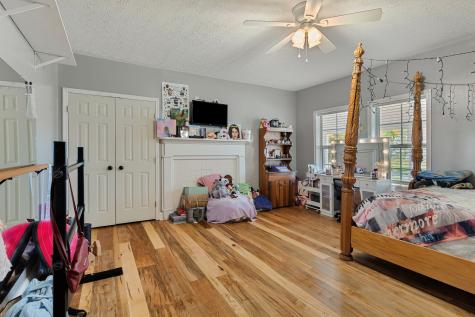 5867 Borthick Road Springfield TN 37172