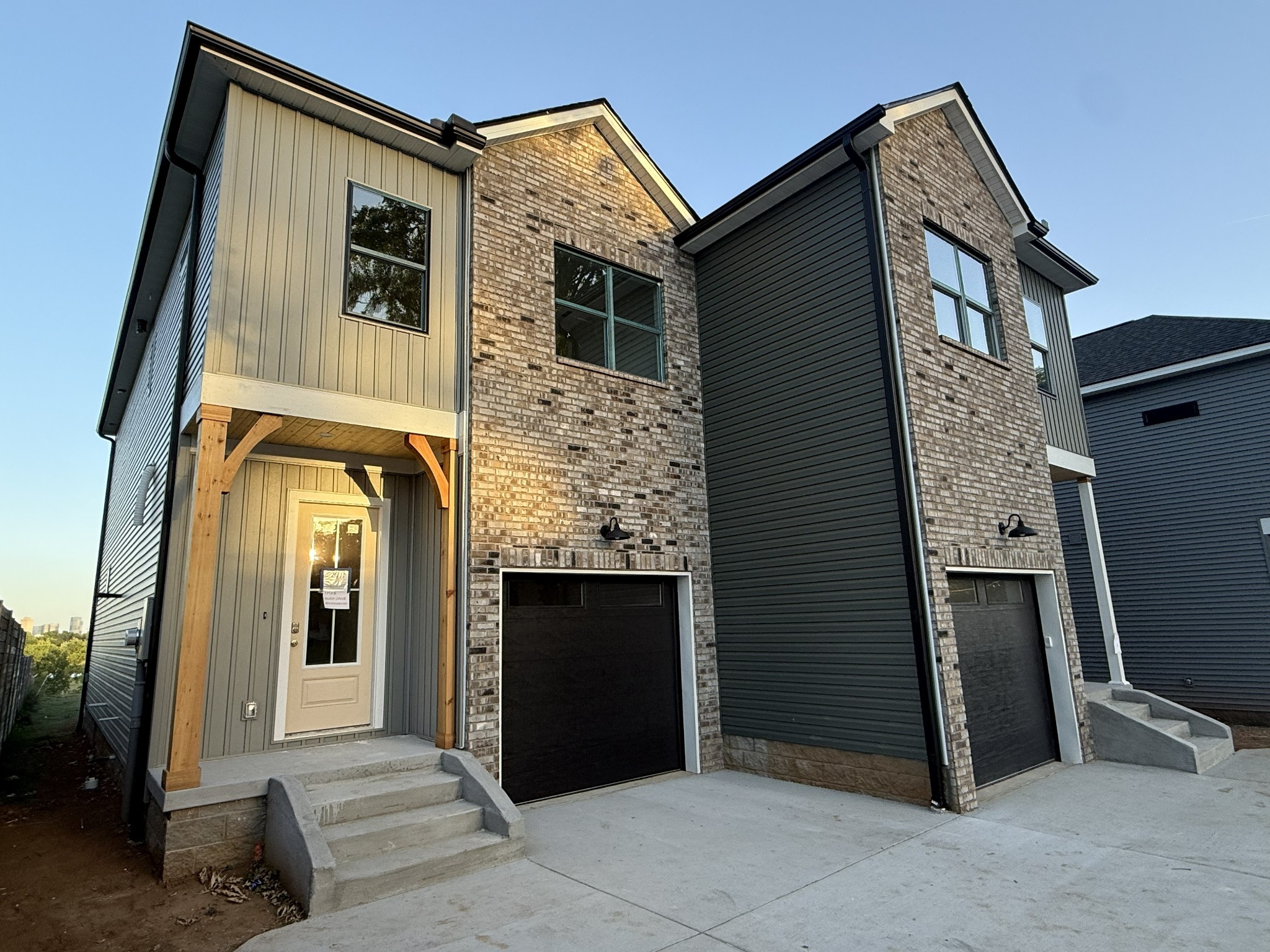 1714B River Drive Nashville TN 37218
