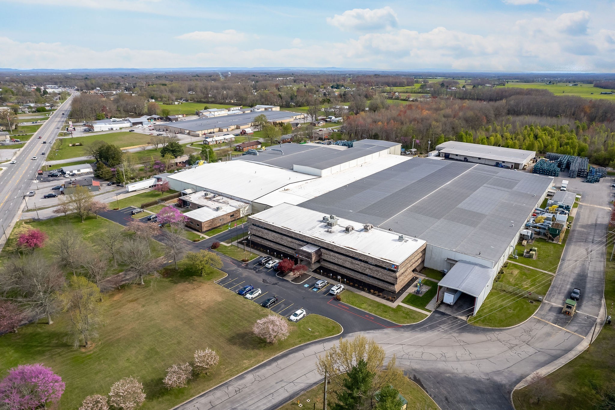 1131 W Broad Street Smithville TN 37166