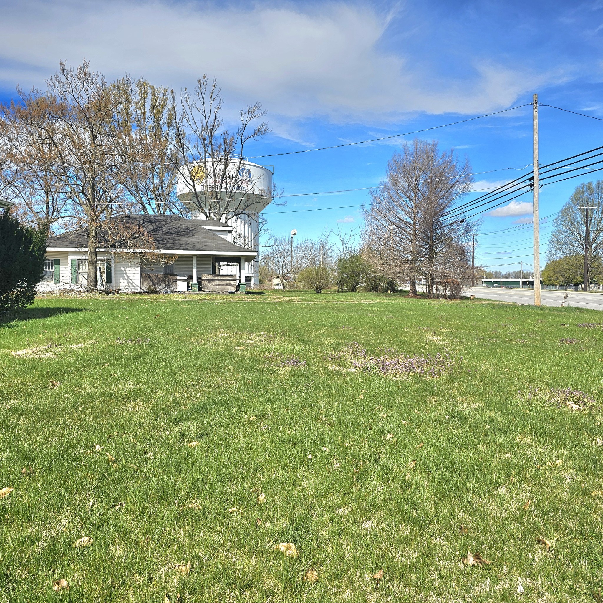 1131 W Broad Street Smithville TN 37166