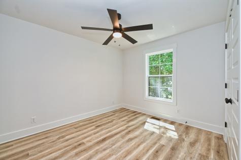 1253 Angus Way Greenbrier TN 37073