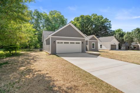 253 Brookfield Circle Winchester TN 37398