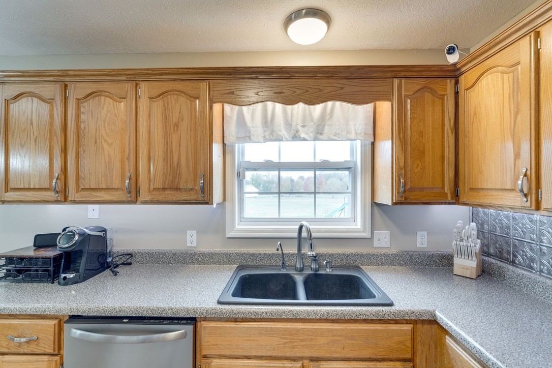 365 Corinth Road Portland TN 37148