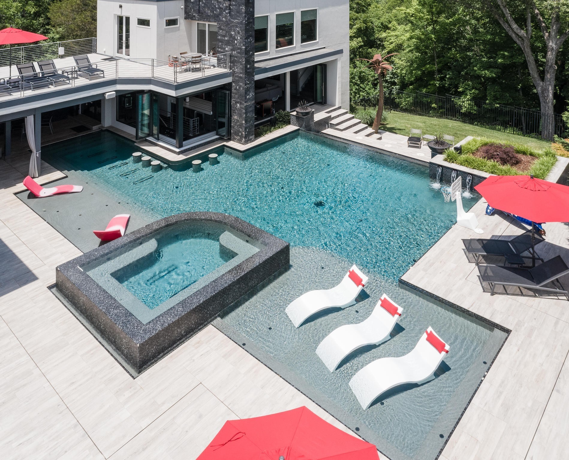 813 Deercrossing Nashville TN 37220