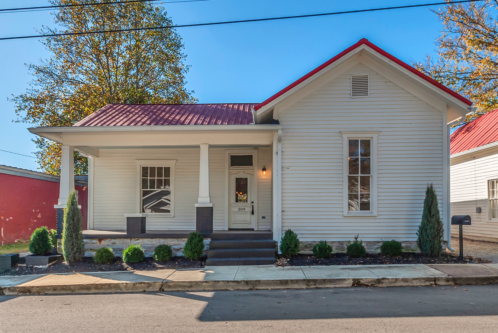 1400 Highland Avenue Columbia TN 38401