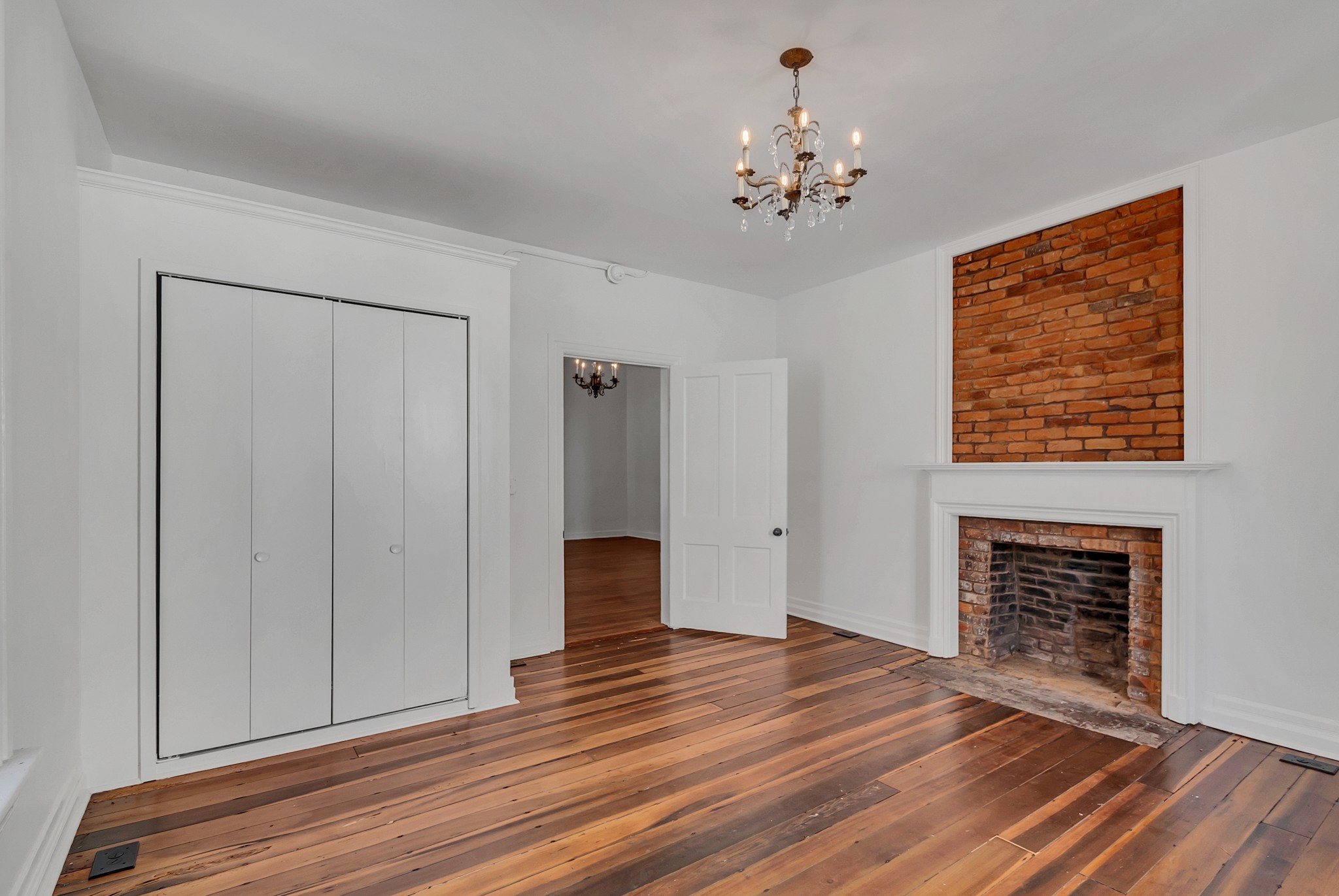 1400 Highland Avenue Columbia TN 38401