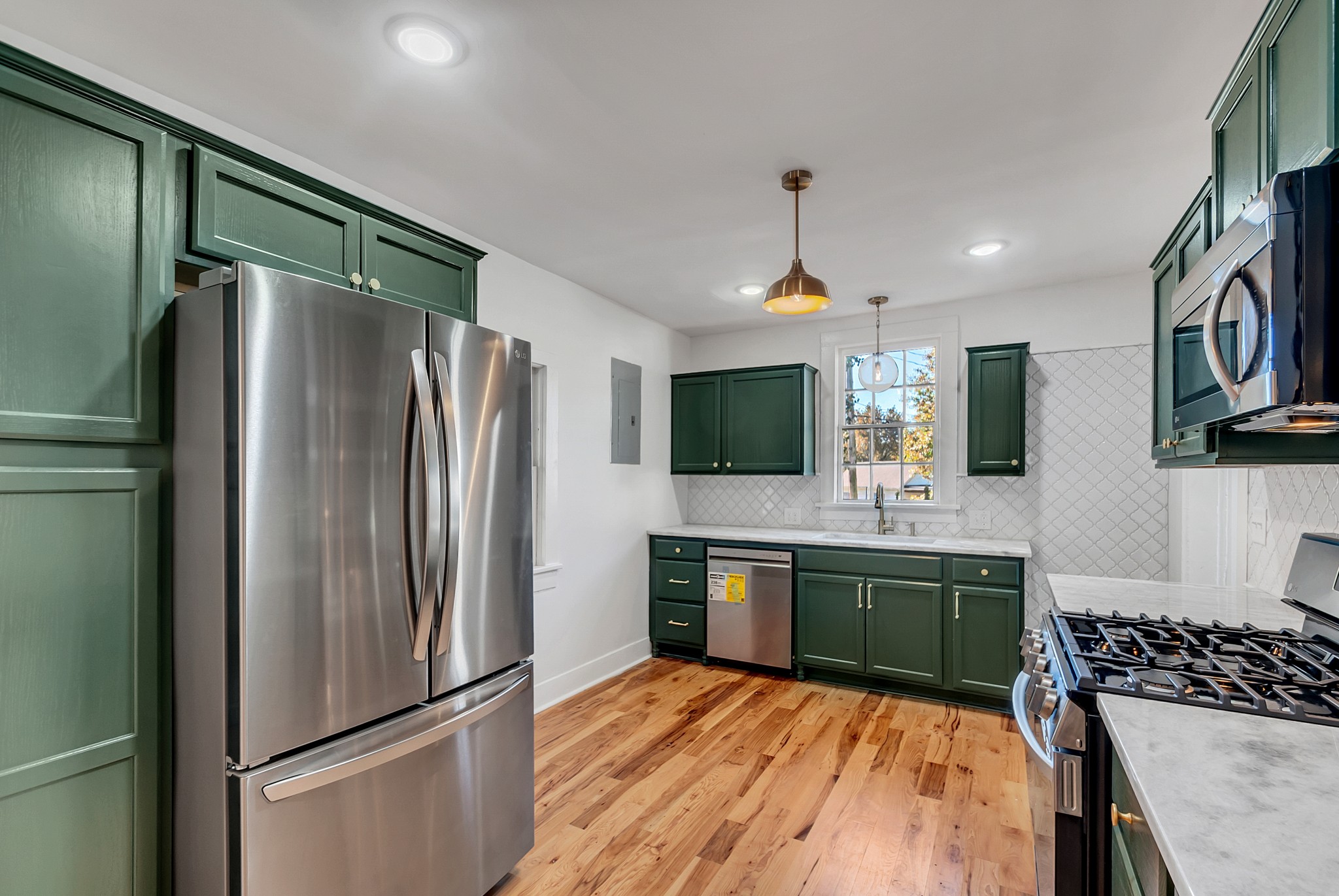 1400 Highland Avenue Columbia TN 38401