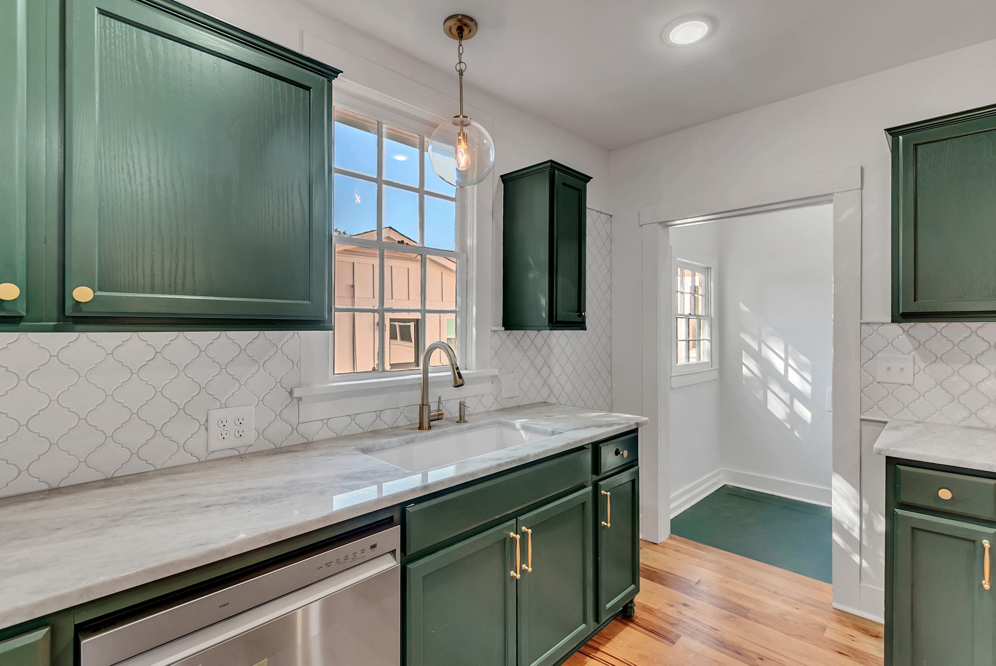1400 Highland Avenue Columbia TN 38401