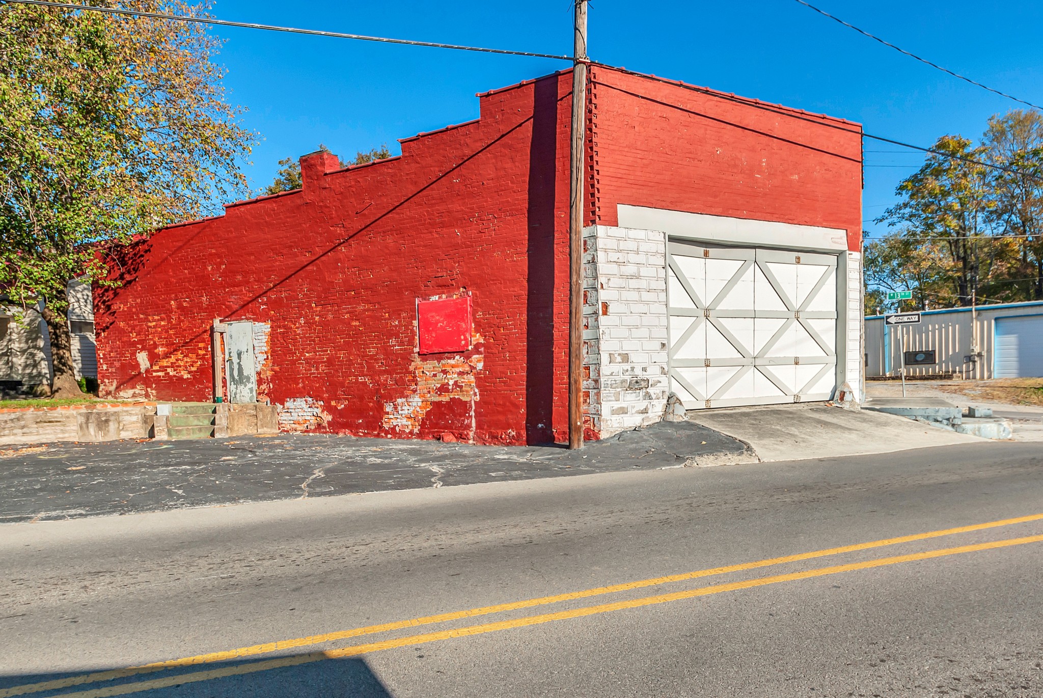 1400 Highland Avenue Columbia TN 38401