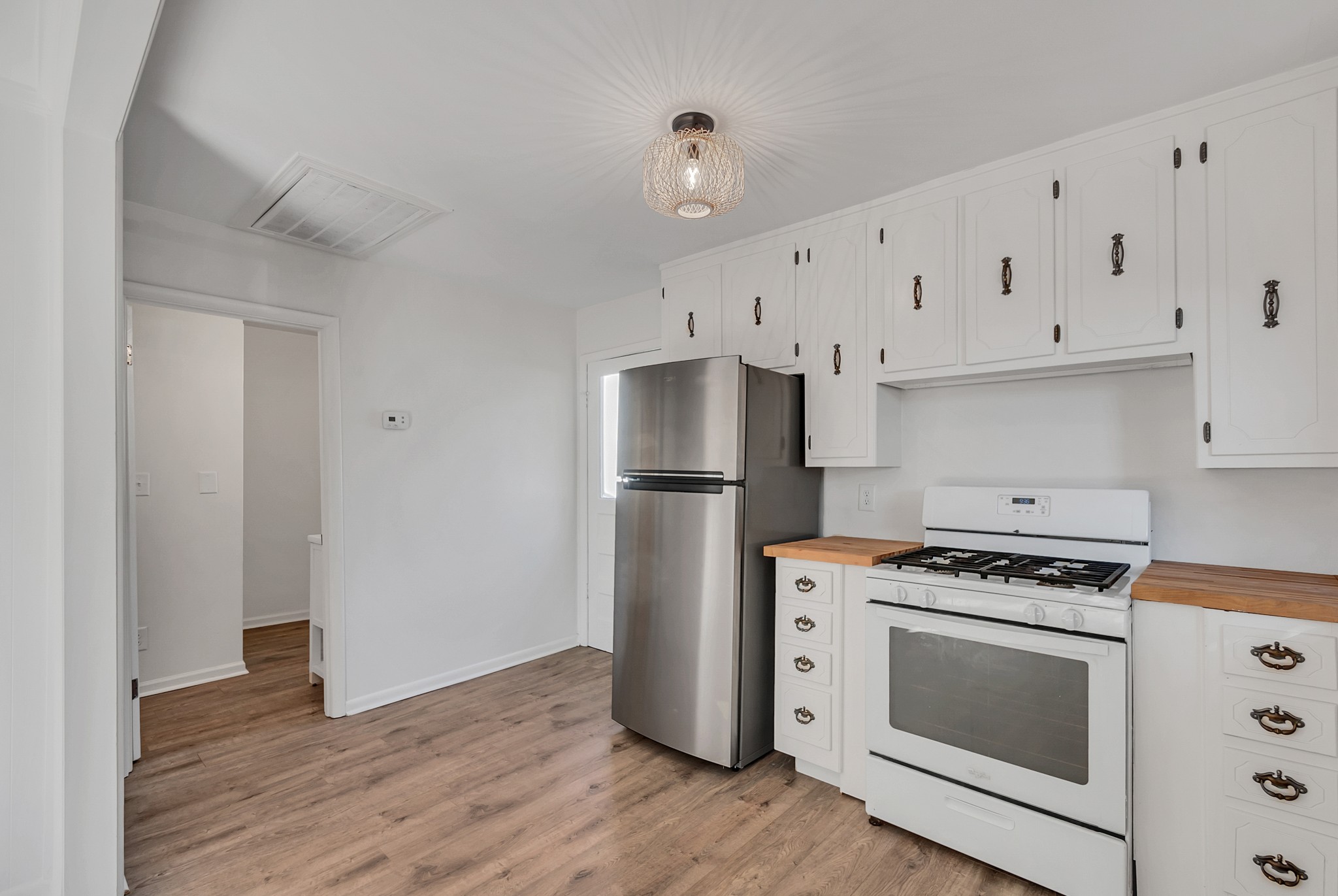 1400 Highland Avenue Columbia TN 38401