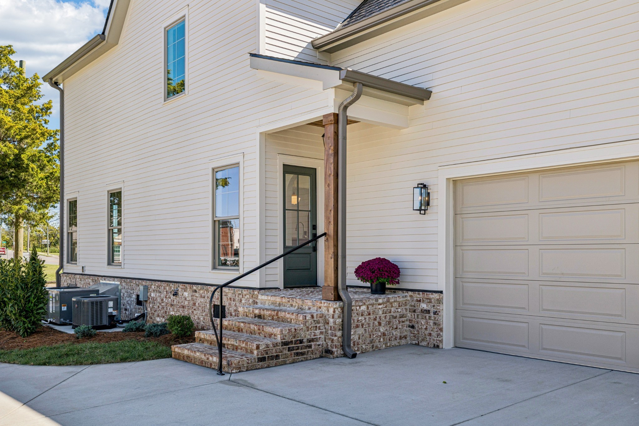 304 Bridge Avenue Murfreesboro TN 37129