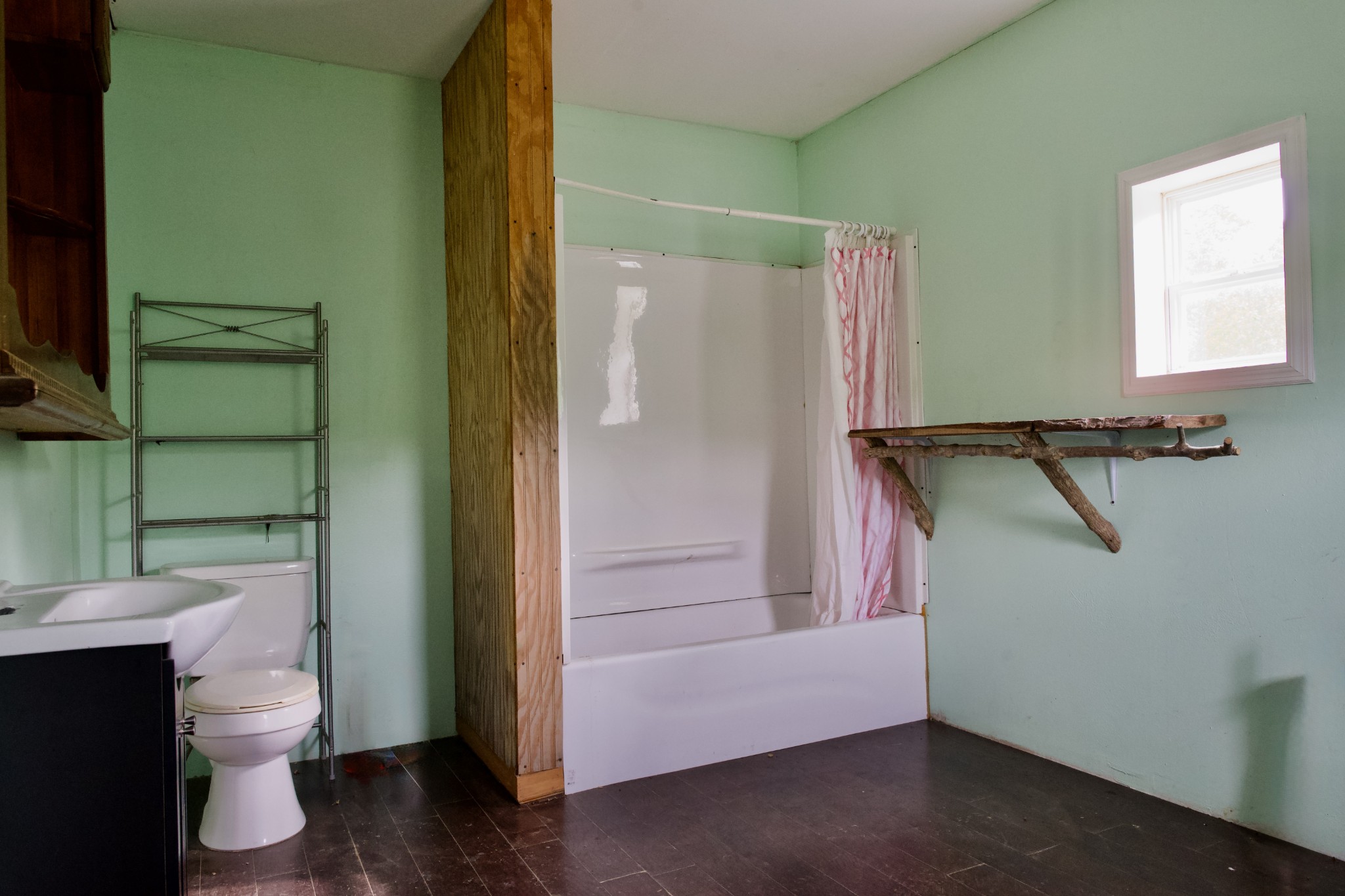 40a Barker Cove Loop Palmer TN 37365