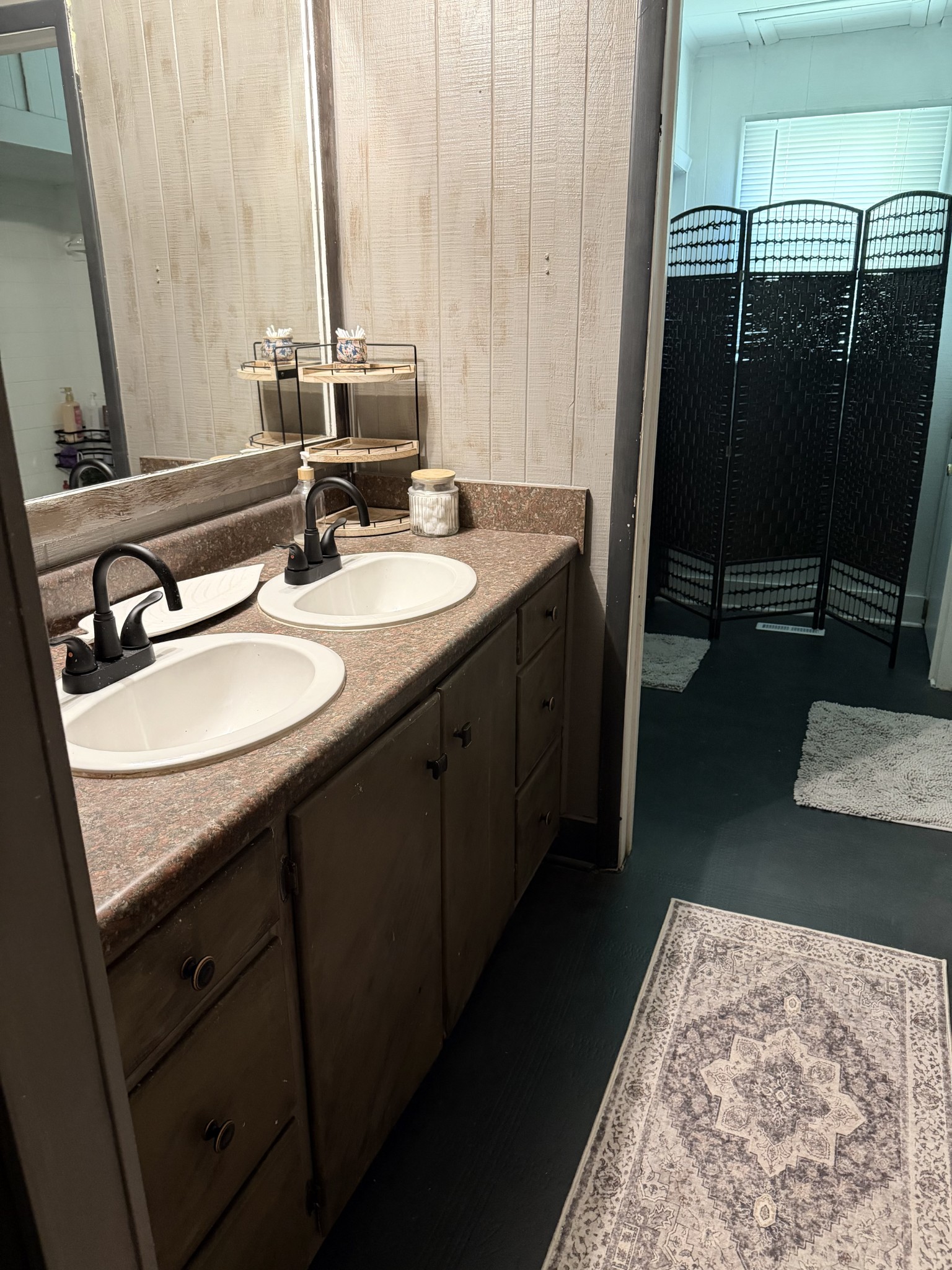 566 Clarence Finney Road Hillsboro TN 37342