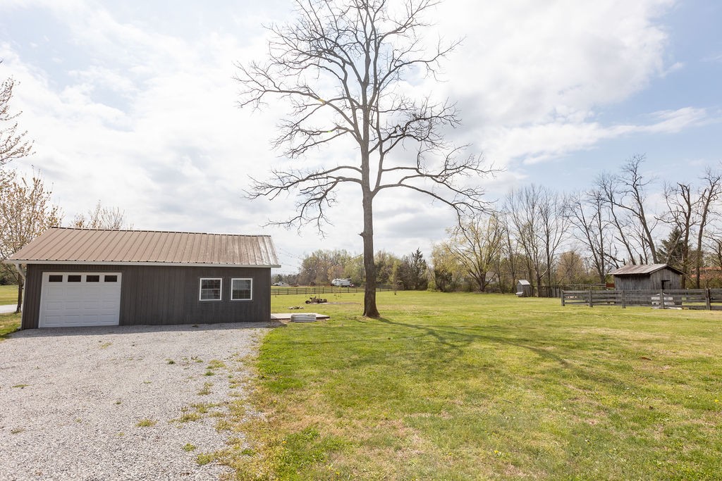 335 N Centerpoint Road Portland TN 37148