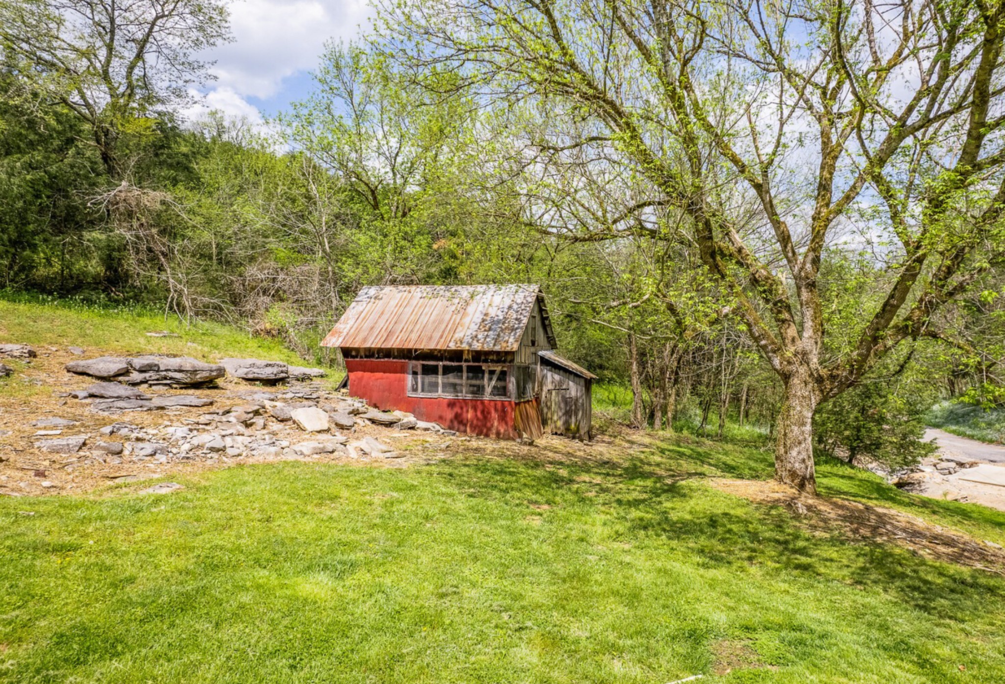 1700 Hannah Branch Road Liberty TN 37095